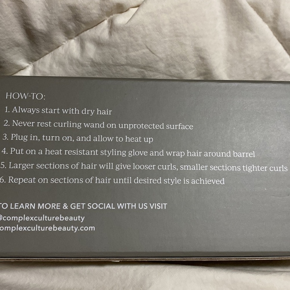 Titanium Curling Wand Complex Culture, BNIB, 32 mm, 1.25” - Picture 11 of 13